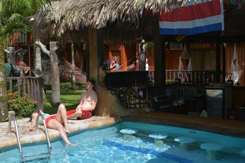 Hostal Arenal Hostel Resort
