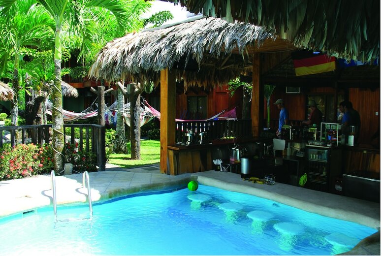 Hostal Arenal Hostel Resort