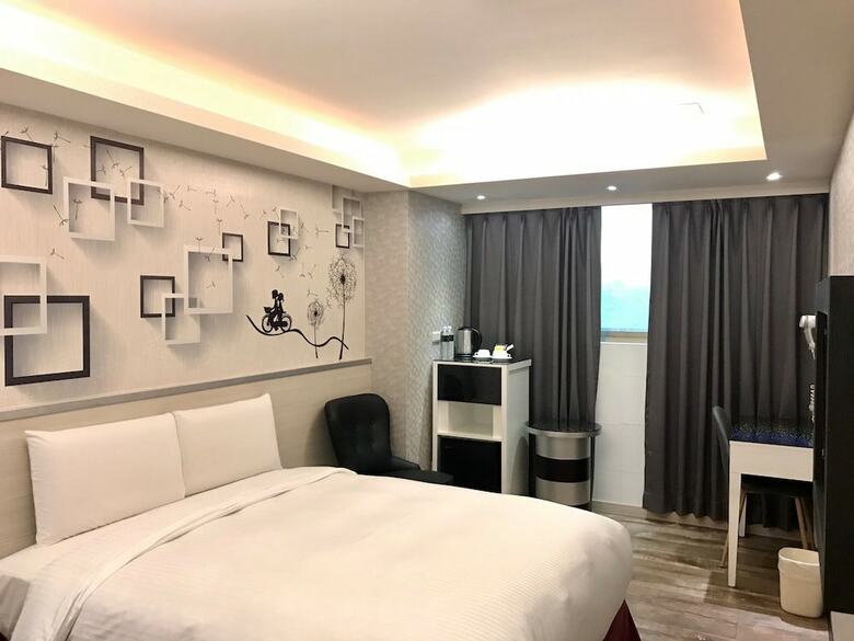 Hub Hotel Tucheng