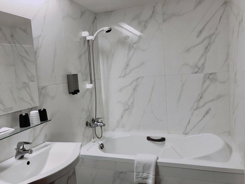 Hub Hotel Tucheng