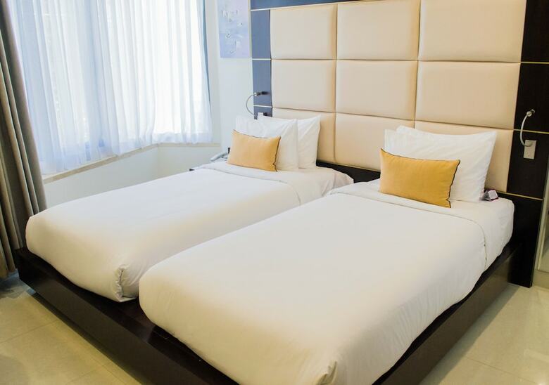 Holiday Beach Danang Hotel & Resort