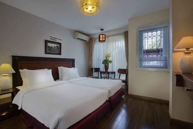 Classic Street Hotel