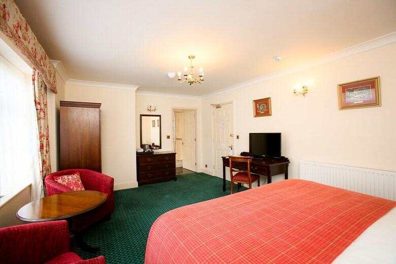 The Izaak Walton Hotel