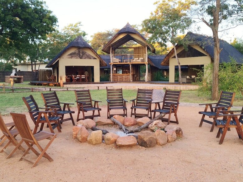 Posada Elephant's Eye, Hwange