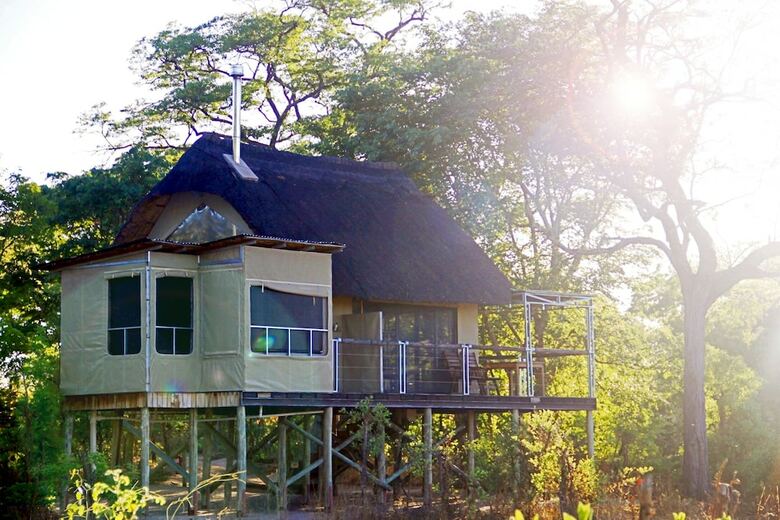 Posada Elephant's Eye, Hwange