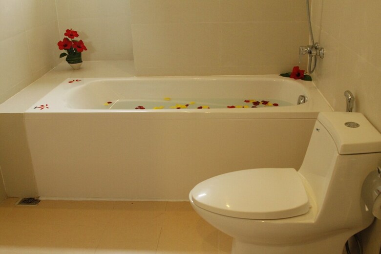 Hoang Sa Hotel