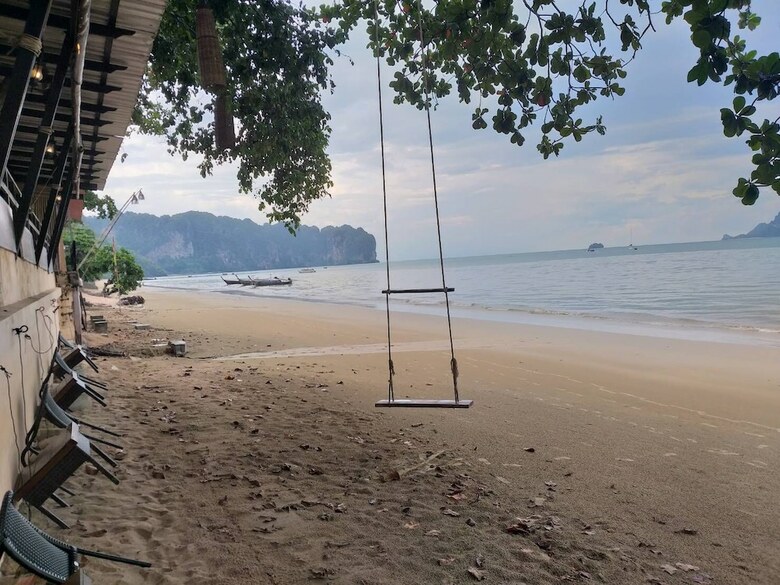 Hotel Ao Nang Beach Home