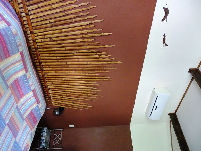 Bed & Breakfast Heliconia Island