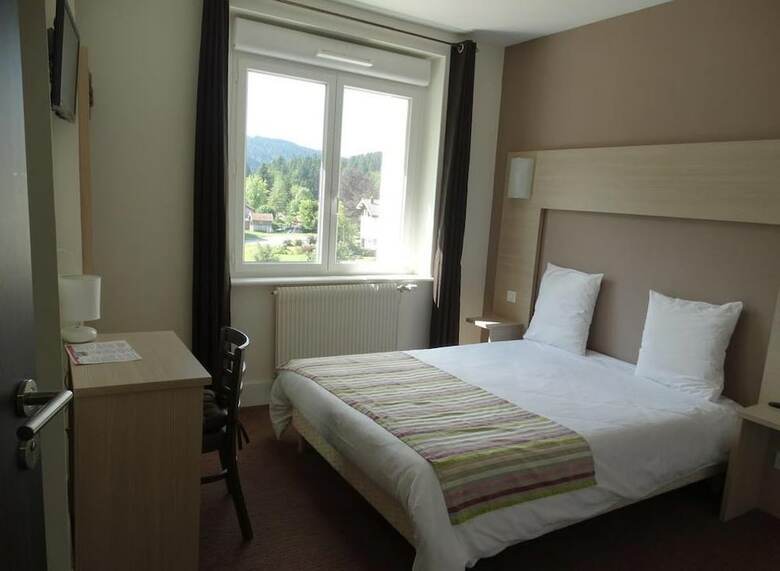 Hotel H�tel Restaurant L'echo Du Lac & Spa