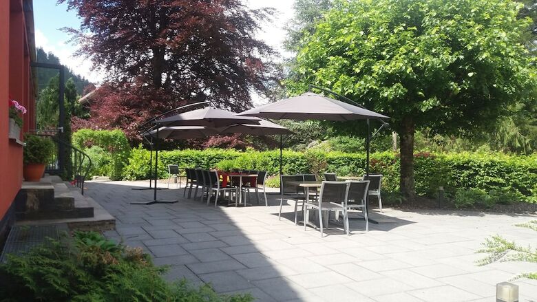 Hotel H�tel Restaurant L'echo Du Lac & Spa
