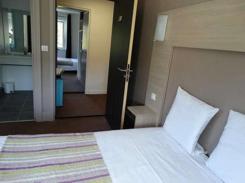 Hotel H�tel Restaurant L'echo Du Lac & Spa