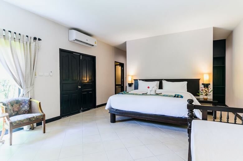 Hotel Phuket Kata Resotel