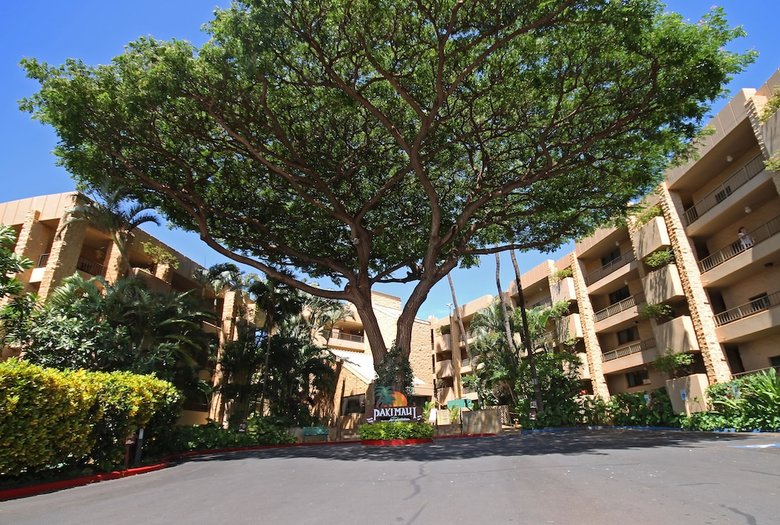 Castle Paki Maui