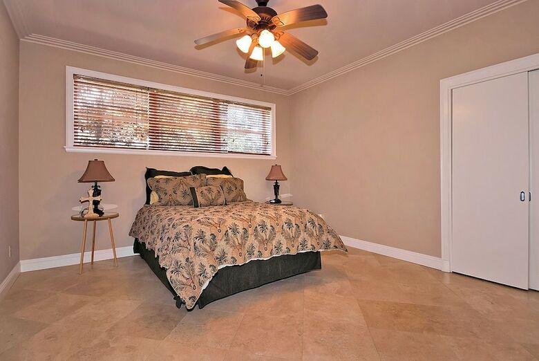 Bed & Breakfast Degas House