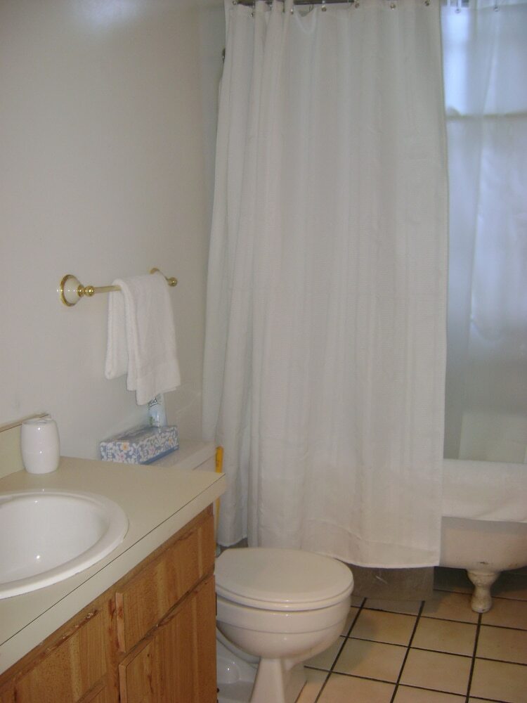 Bed & Breakfast Degas House