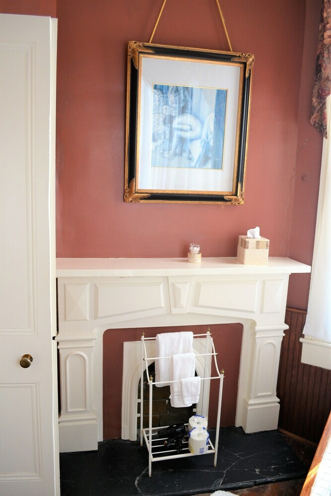 Bed & Breakfast Degas House