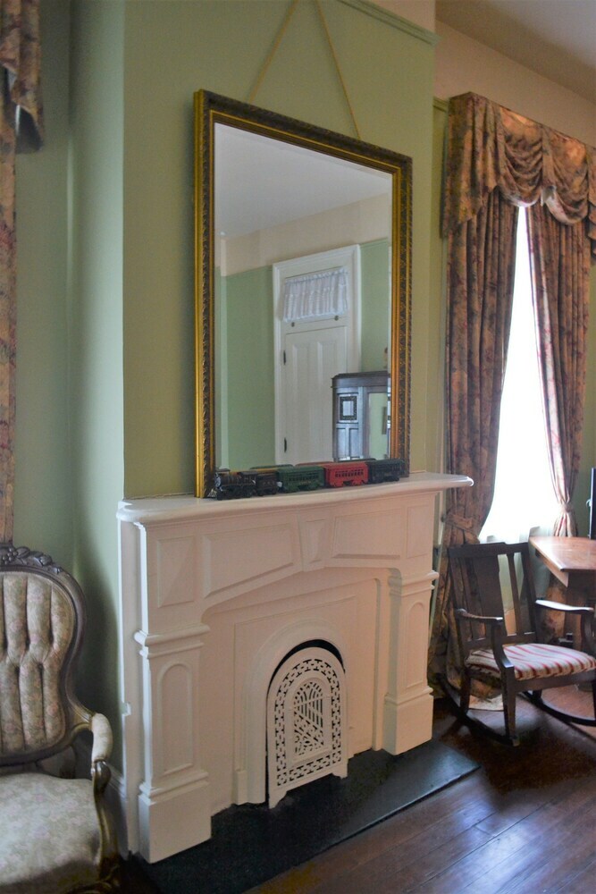 Bed & Breakfast Degas House