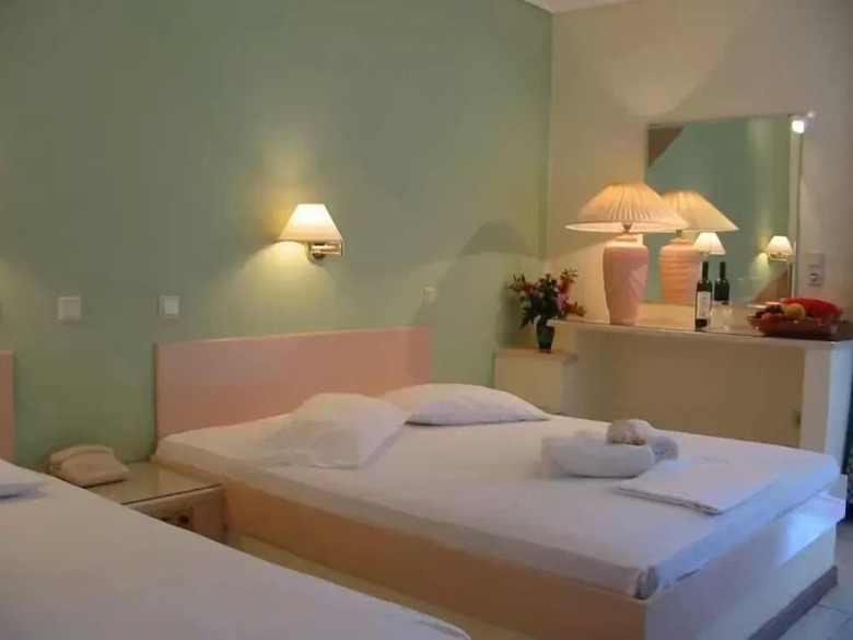 Daphne Hotel