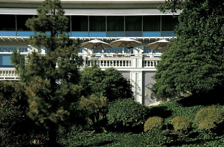 Claremont Club & Spa - A Fairmont Hotel