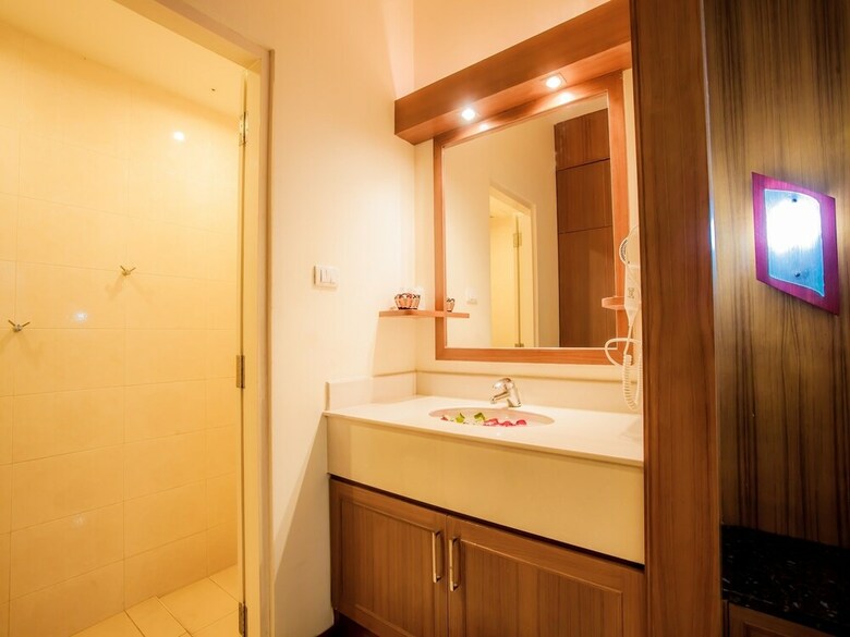Hotel Kata Blue Sea Resort