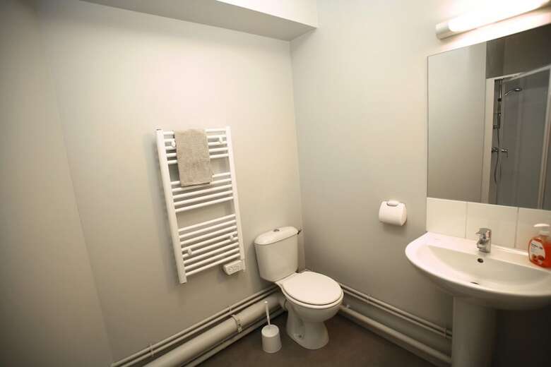 Hotel L'a�ronat