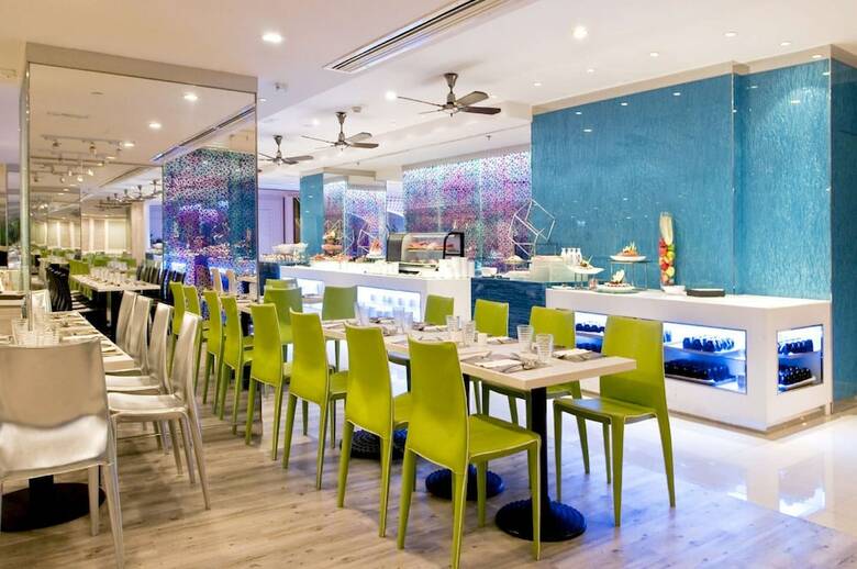 Regal Oriental Hotel - Hong Kong