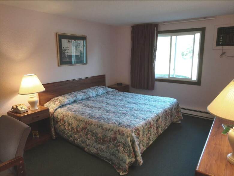 Motel Eastern Inn & Suites
