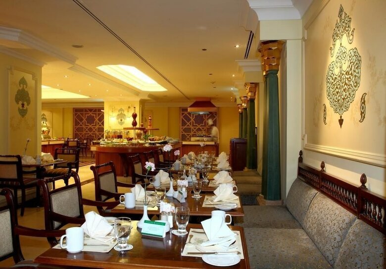Hotel The Oberoi, Madina