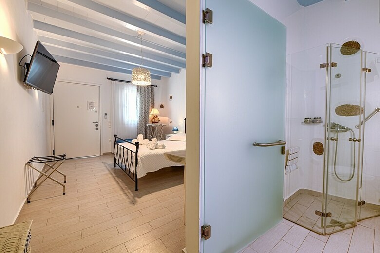 Apartamentos Iro's Boutique Hotel