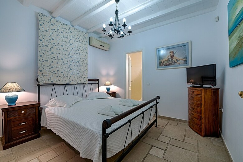 Apartamentos Iro's Boutique Hotel