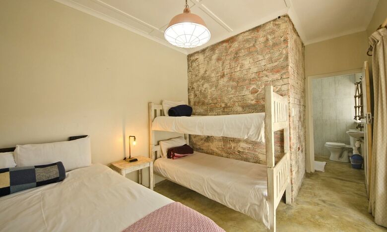 Hostal Island Vibe Knysna Hostel