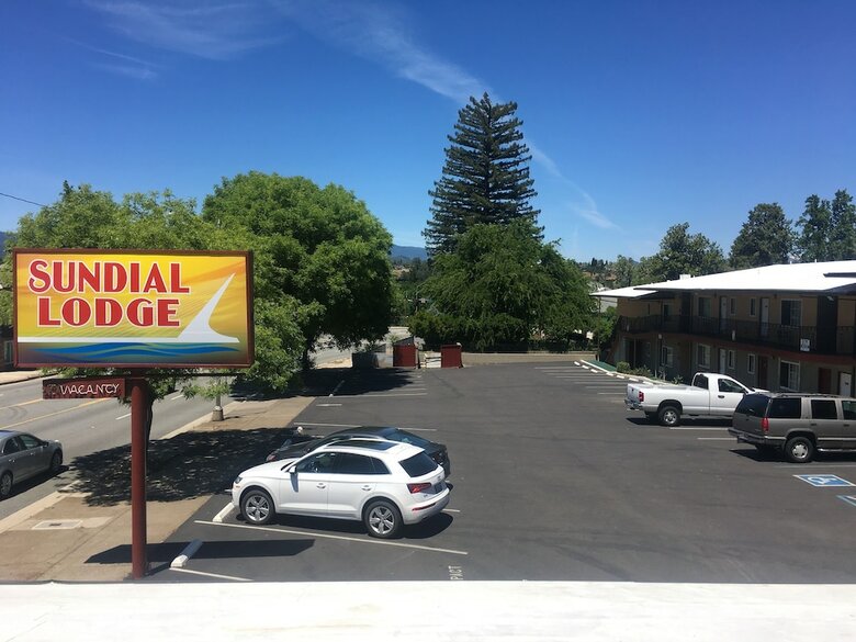 Motel Sundial Lodge