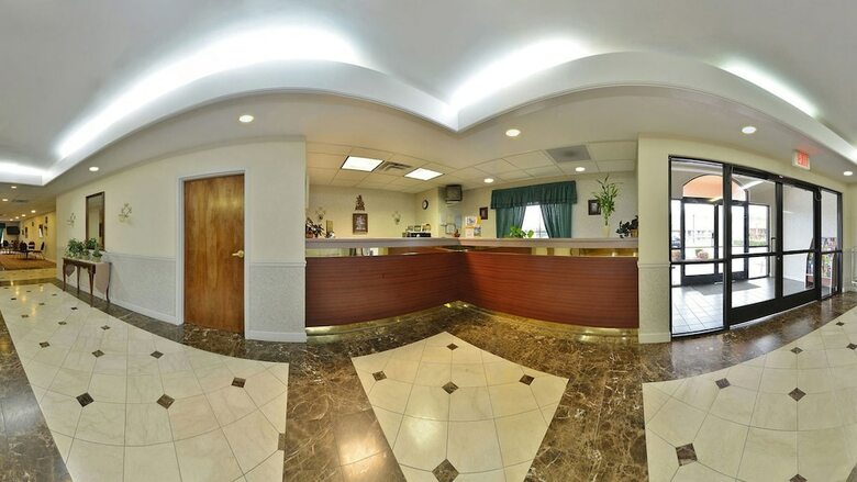 Hotel Econo Lodge Inn & Suites