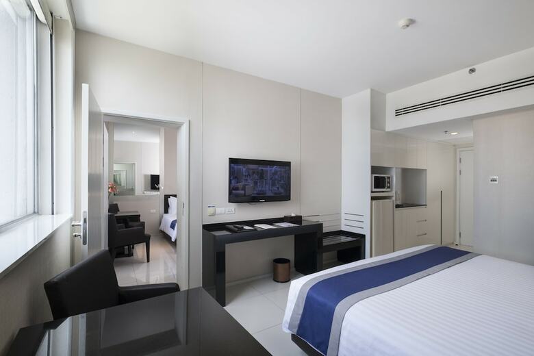 Mandarin Hotel Managed By Centre Point