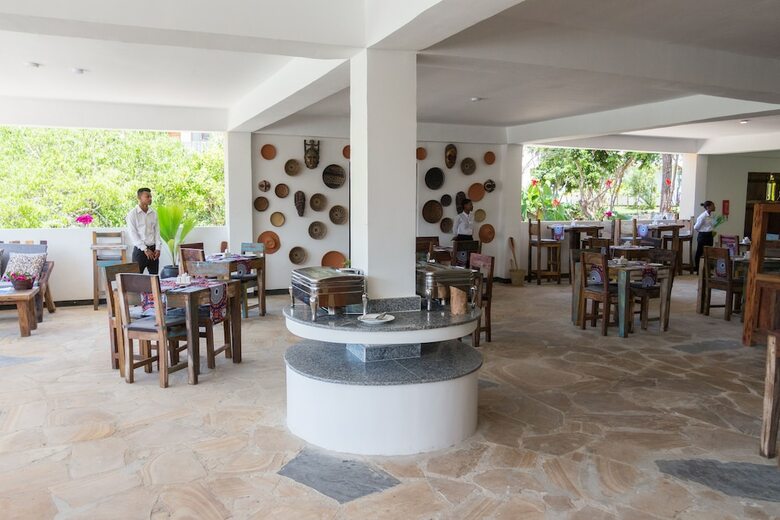 Hotel Reef & Beach Resort