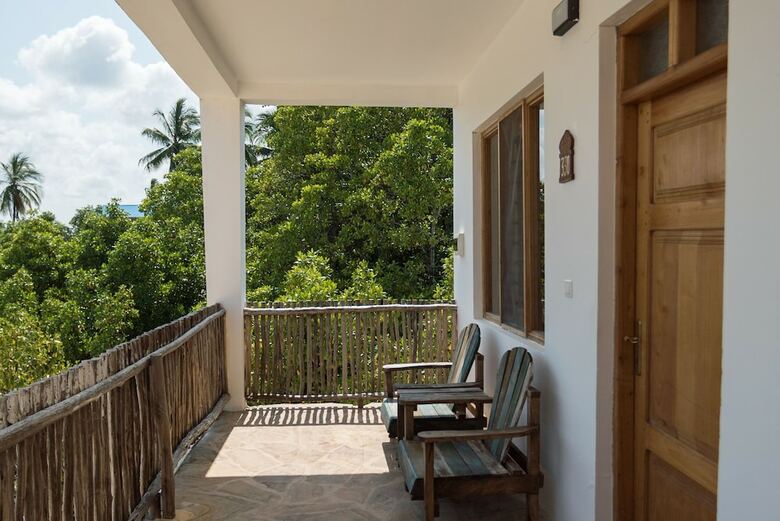 Hotel Reef & Beach Resort