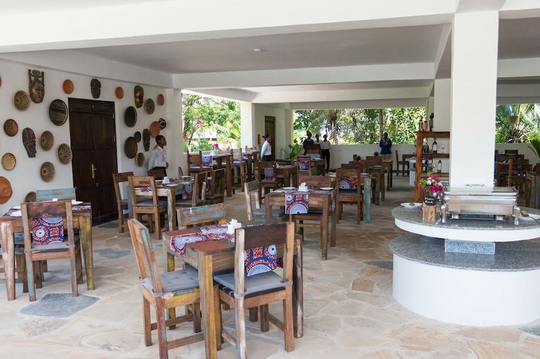 Hotel Reef & Beach Resort