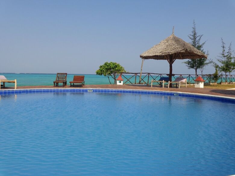 Hotel Reef & Beach Resort