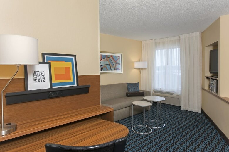 Hotel Fairfield Inn And Suites By Marriott St Charles