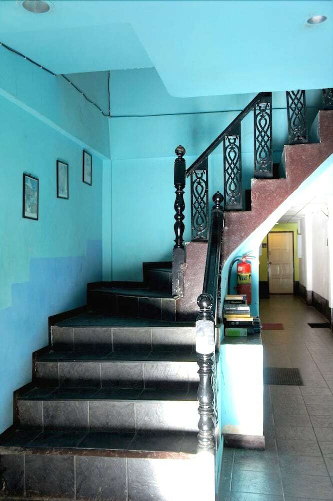 Hotel Flashpackers