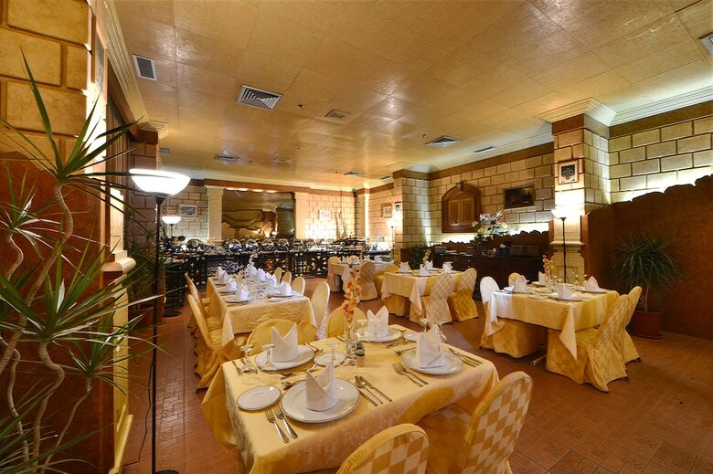 Al Seteen Palace Hotel