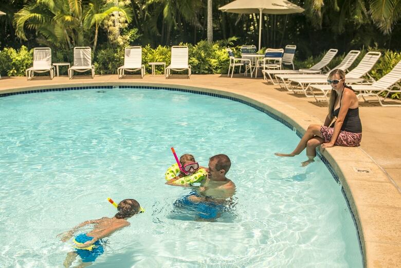 Plantation Hale Suites