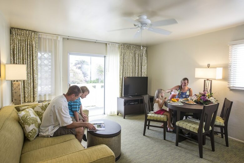 Plantation Hale Suites