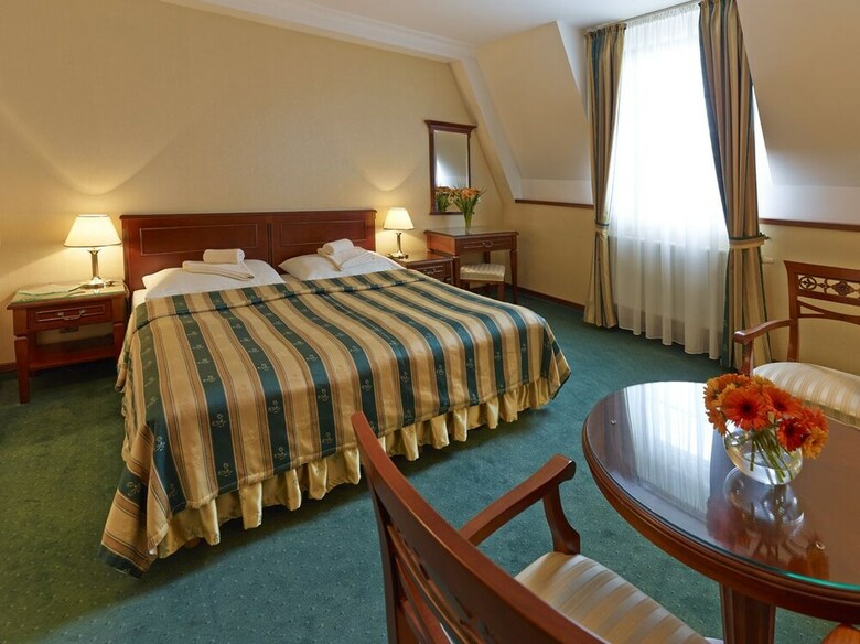 Hotel ?tef�nik