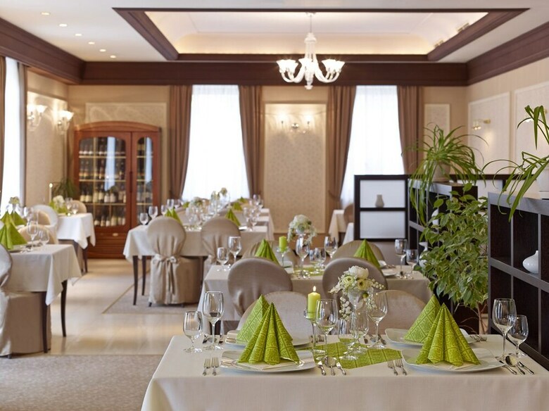Hotel ?tef�nik