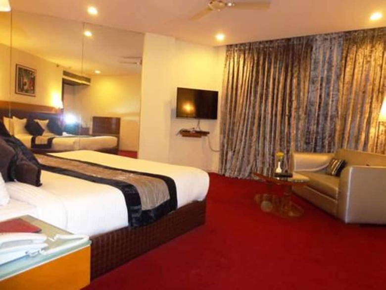 Hotel Ramhan Palace
