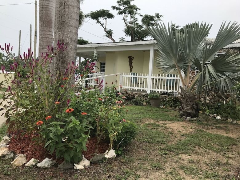Hotel Cottages By The Sea