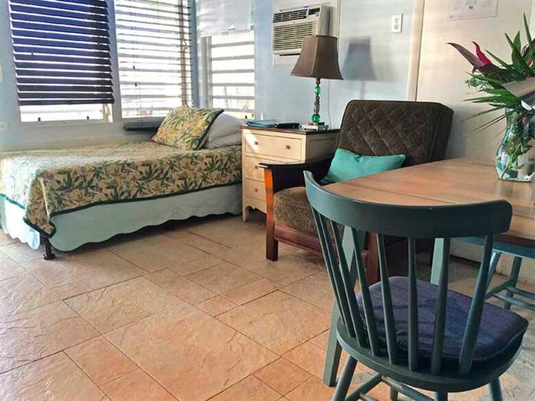 Hotel Cottages By The Sea