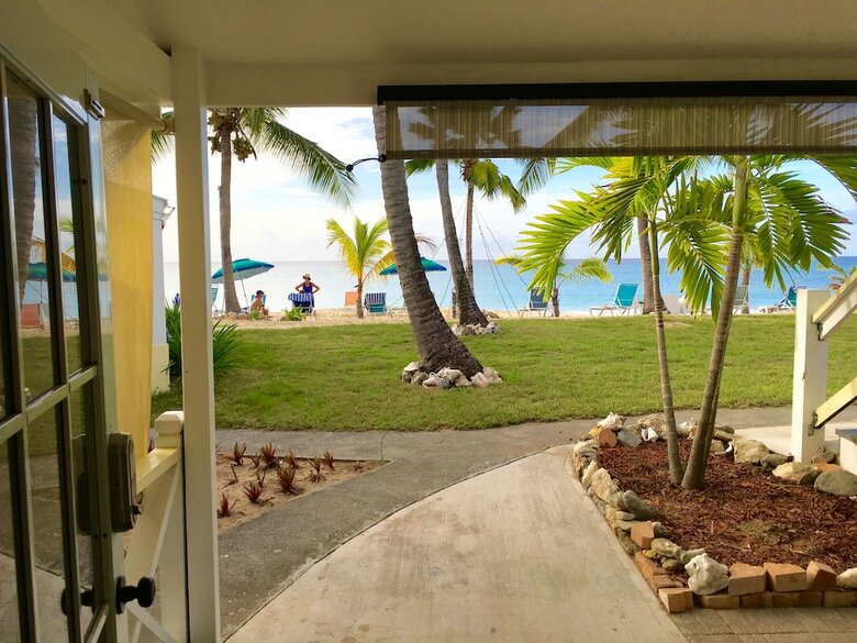 Hotel Cottages By The Sea