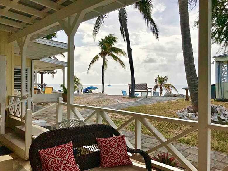 Hotel Cottages By The Sea